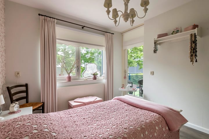 Photo 17 of H.J. Ganzemanstraat 36