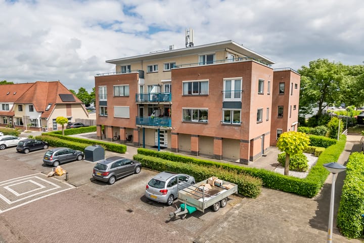 Photo 26 of H.J. Ganzemanstraat 36