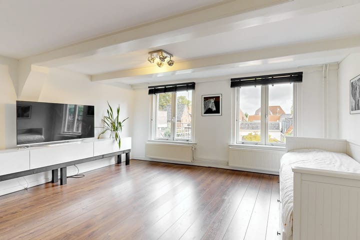 Foto 27 van Kerkstraat 2