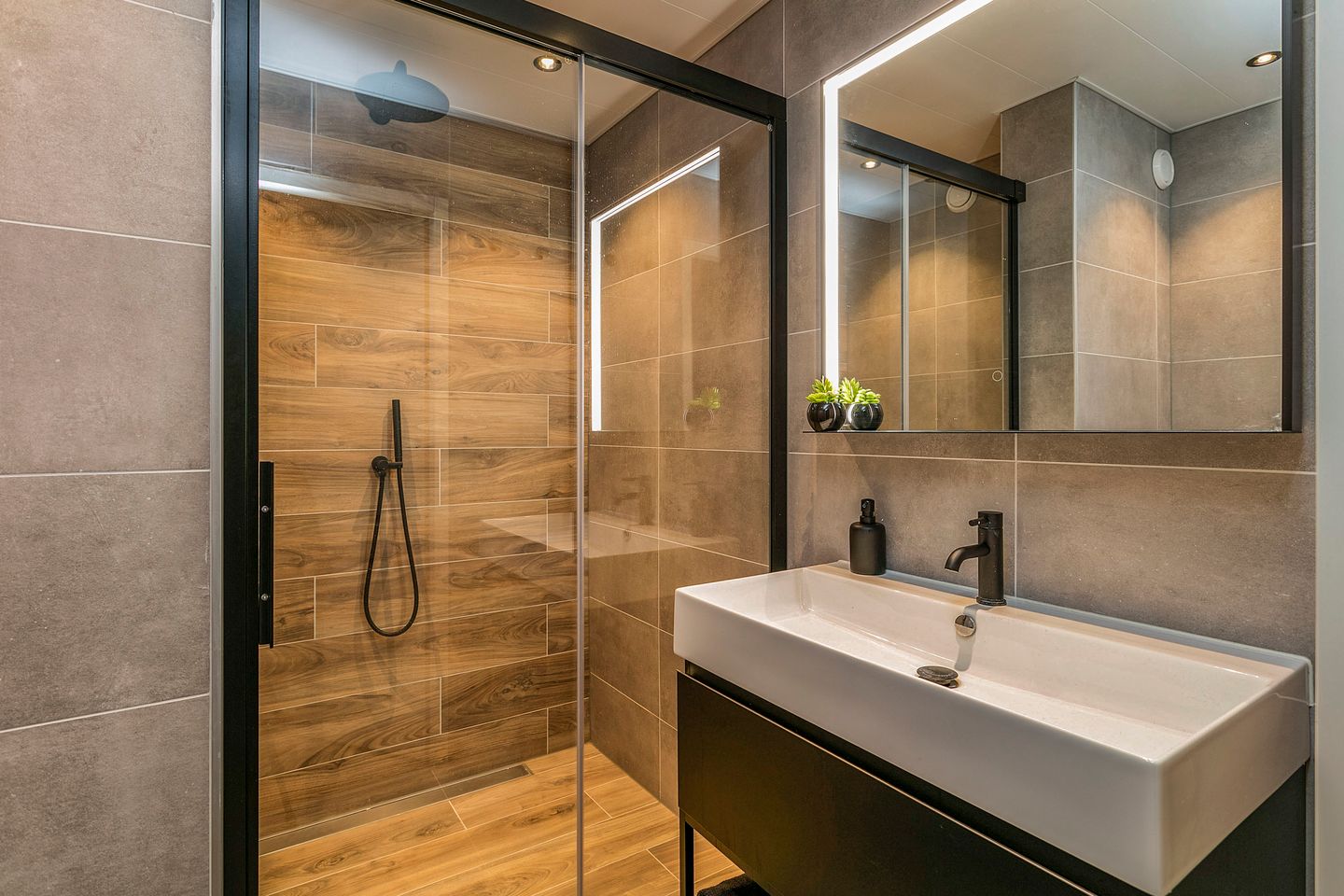 Photo 4 of ten Katestraat 26