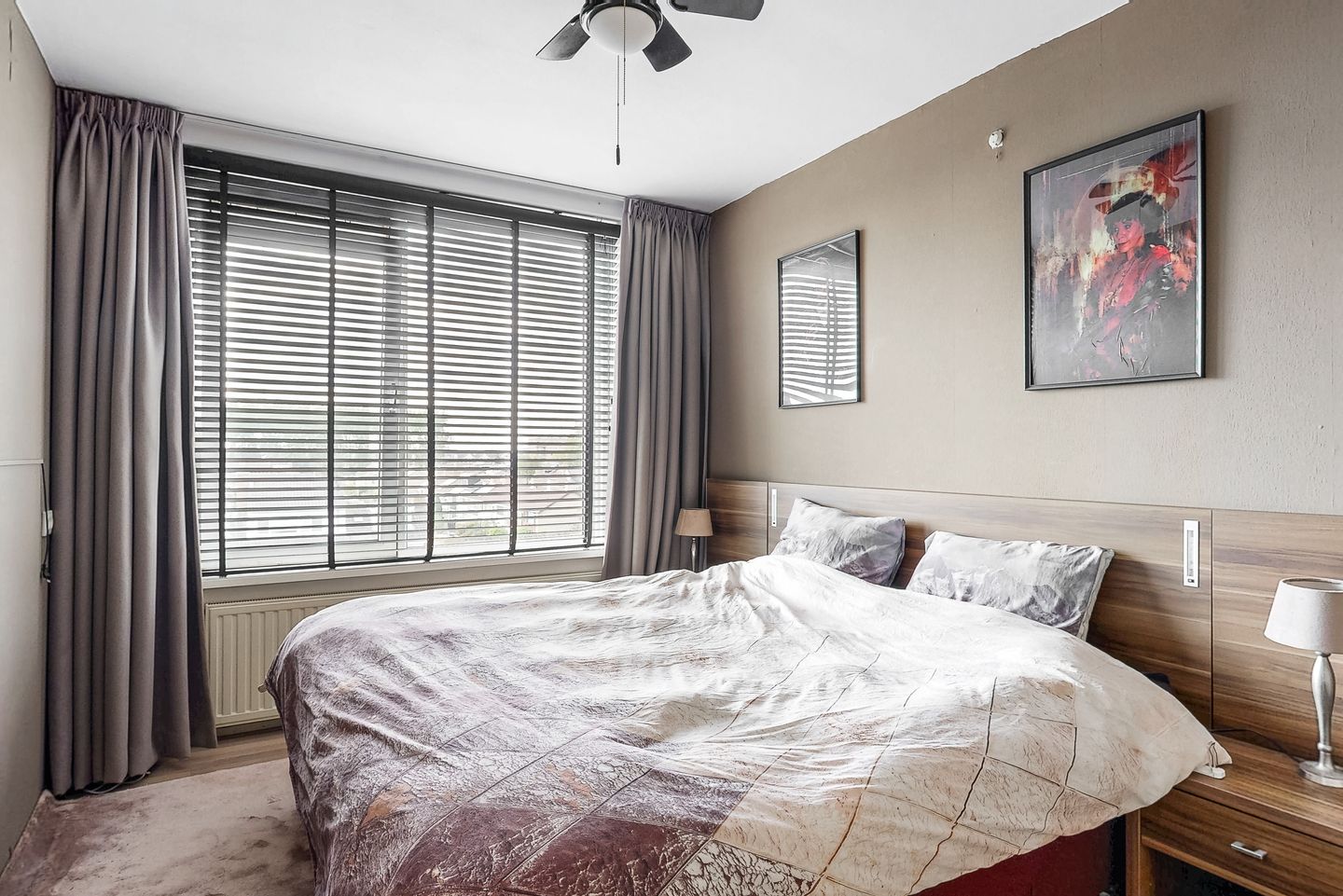 Photo 10 of ten Katestraat 26