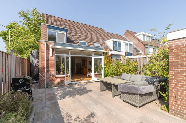 Foto 2 van Dotterbloem 14