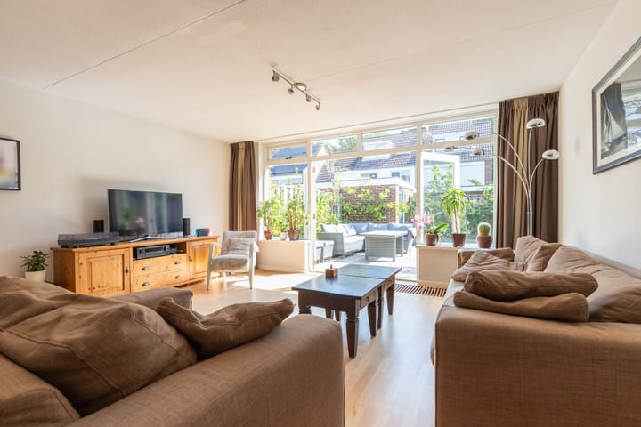 Foto 4 van Dotterbloem 14