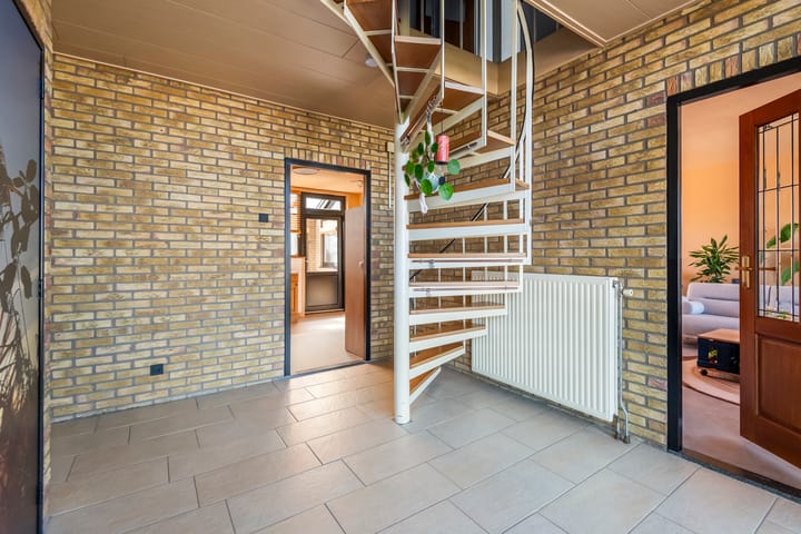 Foto 7 van Korenbloemstraat 92