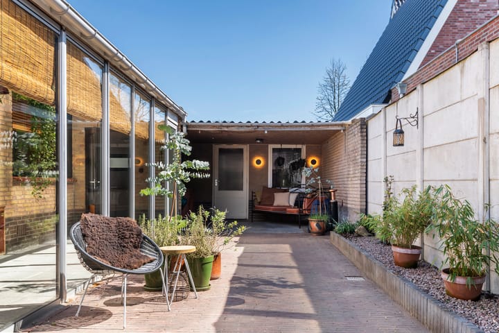 Foto 43 van Korenbloemstraat 92