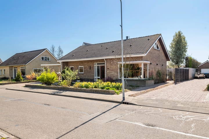 Foto 49 van Korenbloemstraat 92