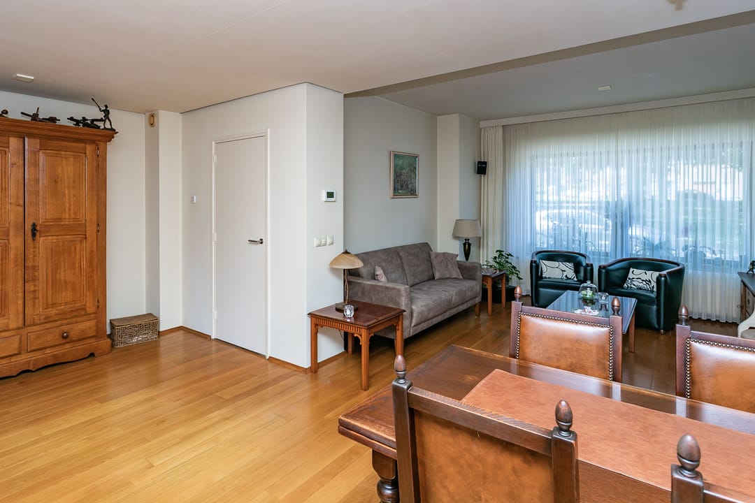 Photo 2 of Ridder Vosstraat 19