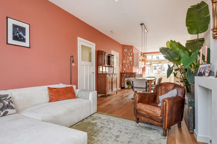 Photo 3 of Zuiderparklaan 212