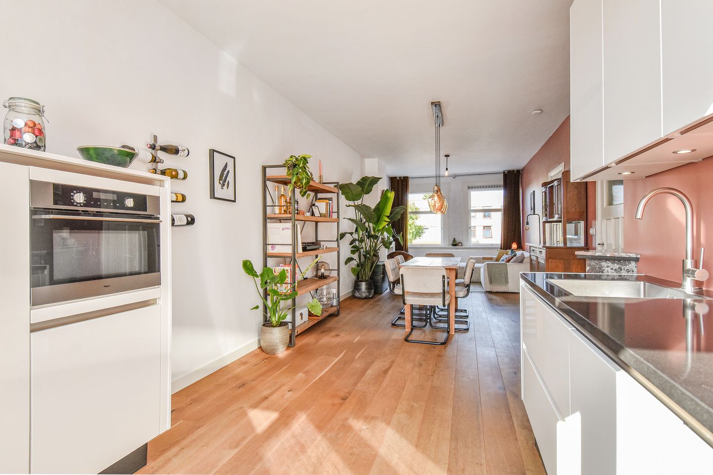 Photo 10 of Zuiderparklaan 212