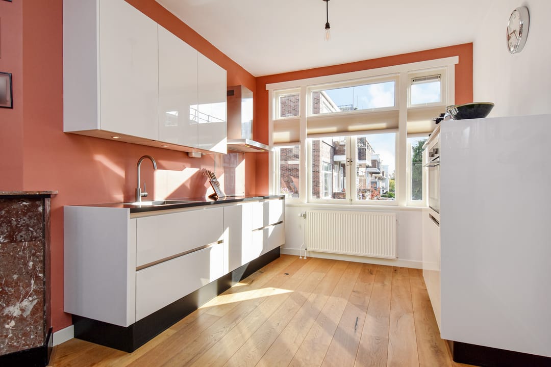 Photo 11 of Zuiderparklaan 212