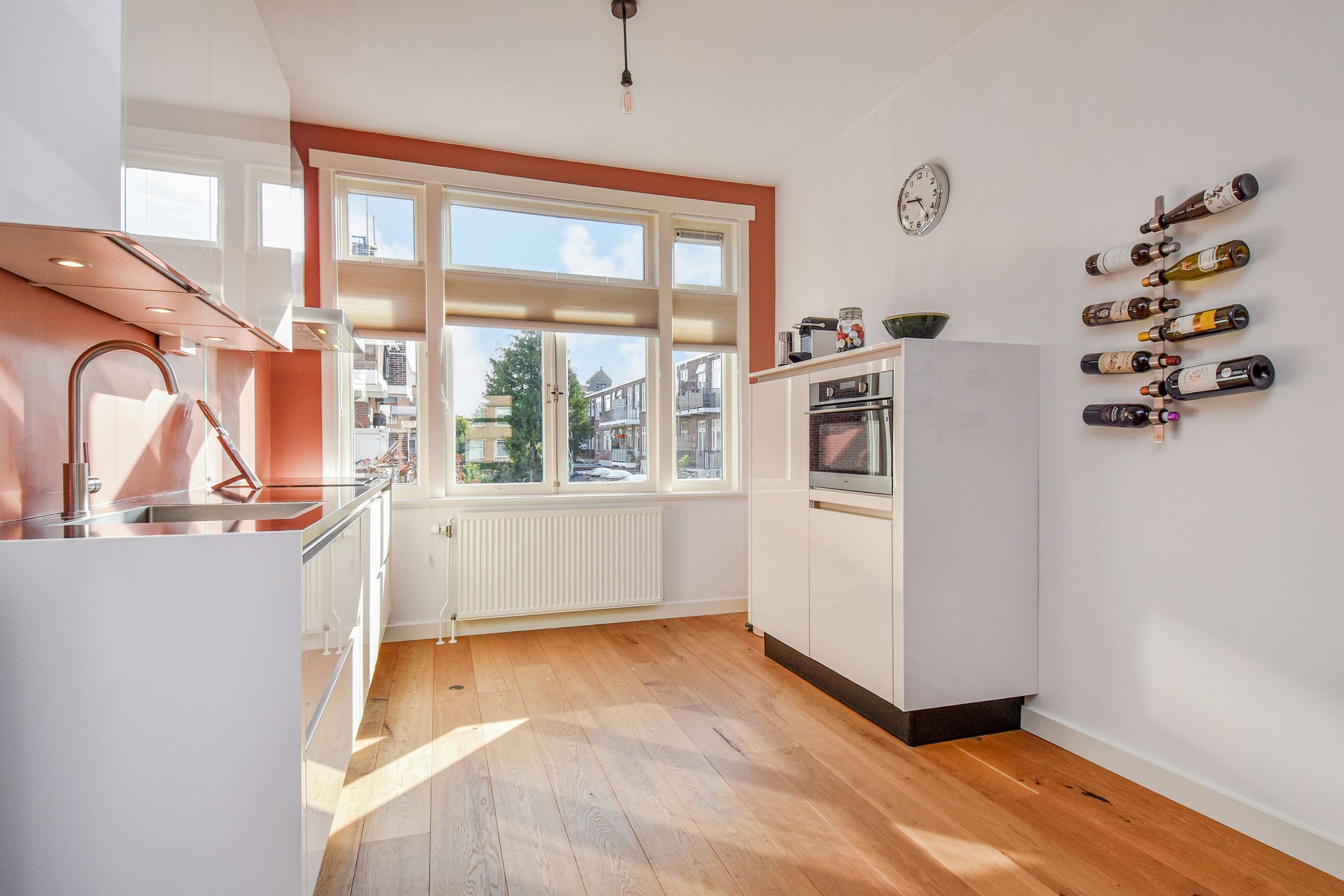 Photo 12 of Zuiderparklaan 212