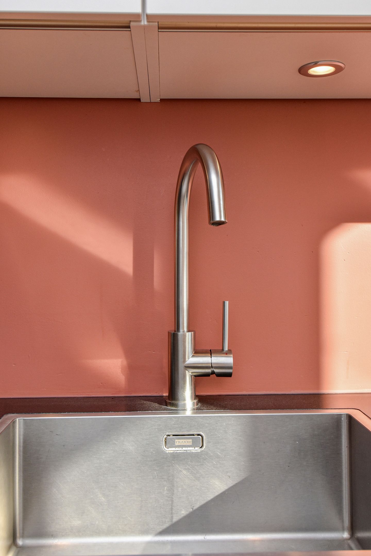 Photo 14 of Zuiderparklaan 212