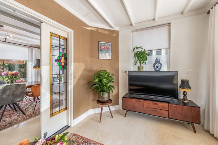 Foto 5 van Van Helomalaan 16