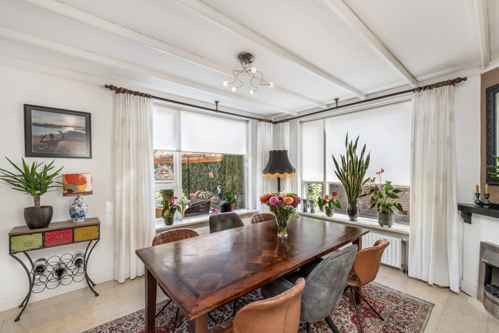 Foto 10 van Van Helomalaan 16