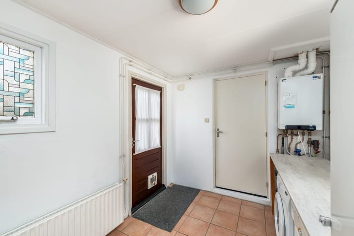 Foto 16 van Van Helomalaan 16