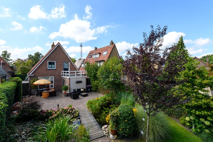 Foto 32 van Van Helomalaan 16