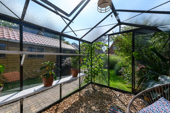 Foto 51 van Van Helomalaan 16