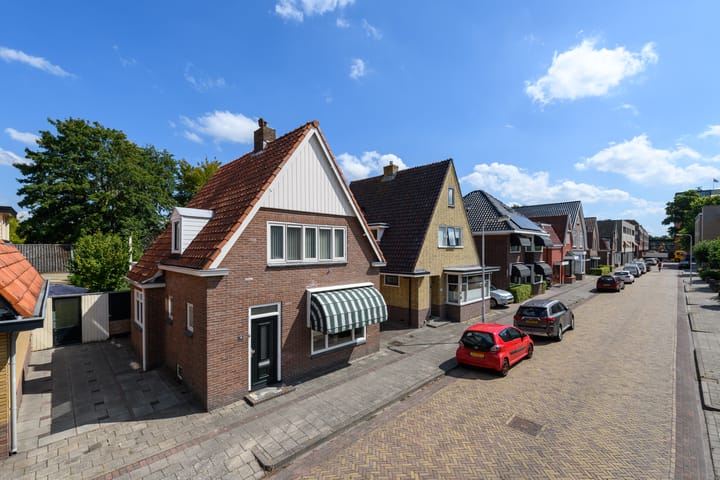 Foto 54 van Van Helomalaan 16