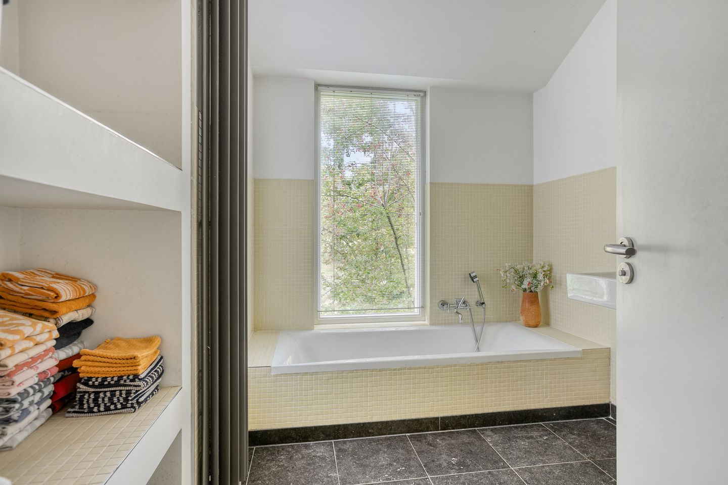 Foto 14 van Zandstraat 12