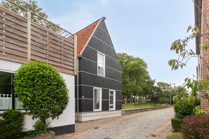 Photo 41 of Zandstraat 12