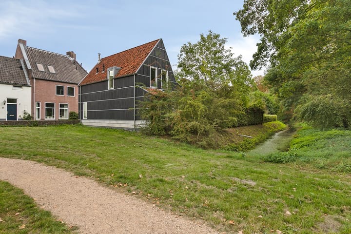 Photo 45 of Zandstraat 12