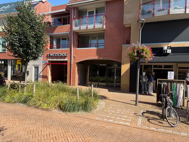 Heerestraat 125, Roden