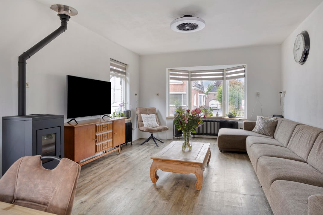 Foto 8 van Julianastraat 35