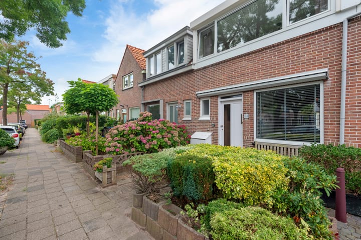 Foto 25 van Burgemeester G.Bosstraat 13