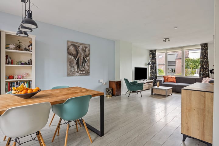 Foto 5 van Robert Schumansingel 9