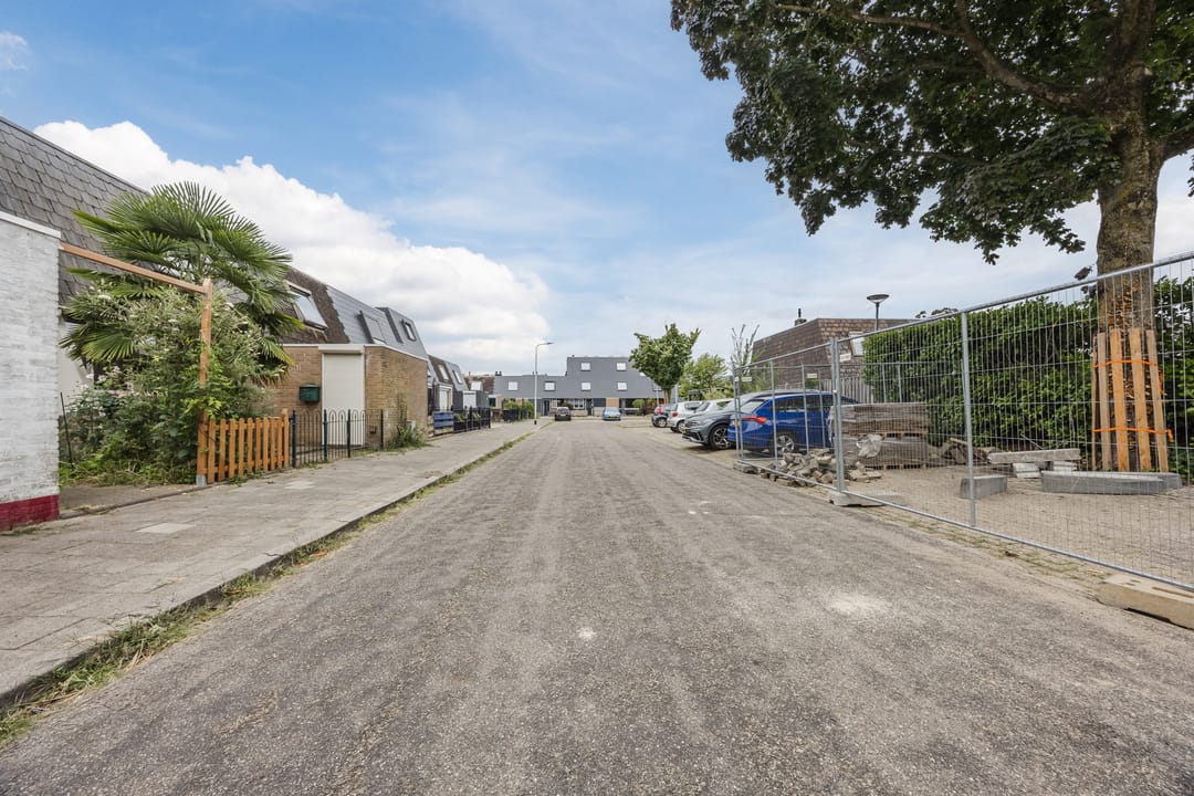 Photo 38 of Zwanenveld 3332