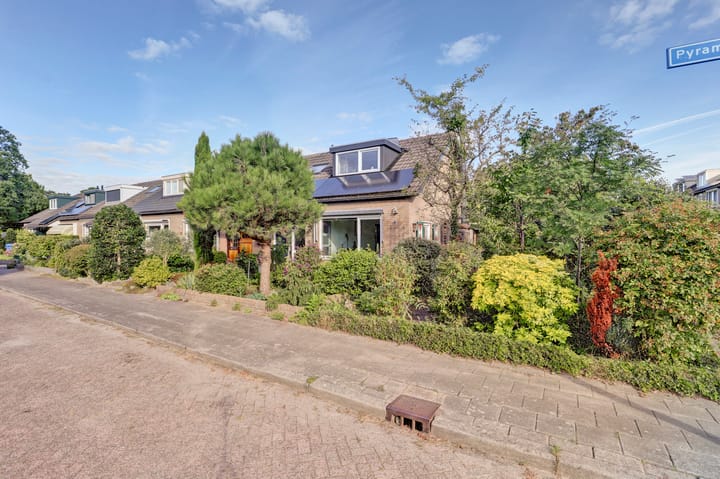 Foto 3 van Pyramusstraat 12