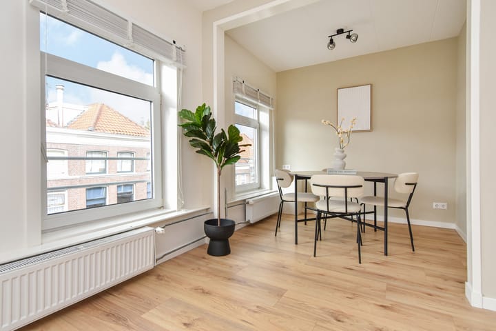 Foto 10 van Helmersstraat 83-A