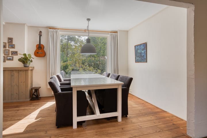 Photo 10 of Tsjerkeleane 7