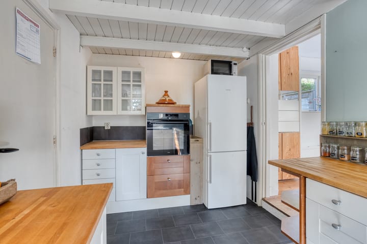 Photo 12 of Tsjerkeleane 7