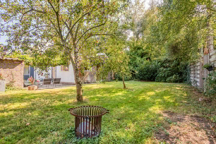 Photo 31 of Tsjerkeleane 7