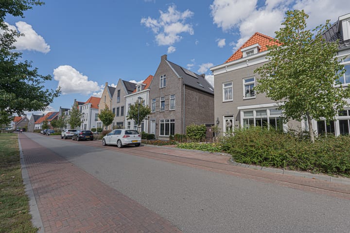 Photo 3 of Vedelplein 22