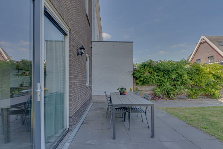 Foto 12 van Vedelplein 22