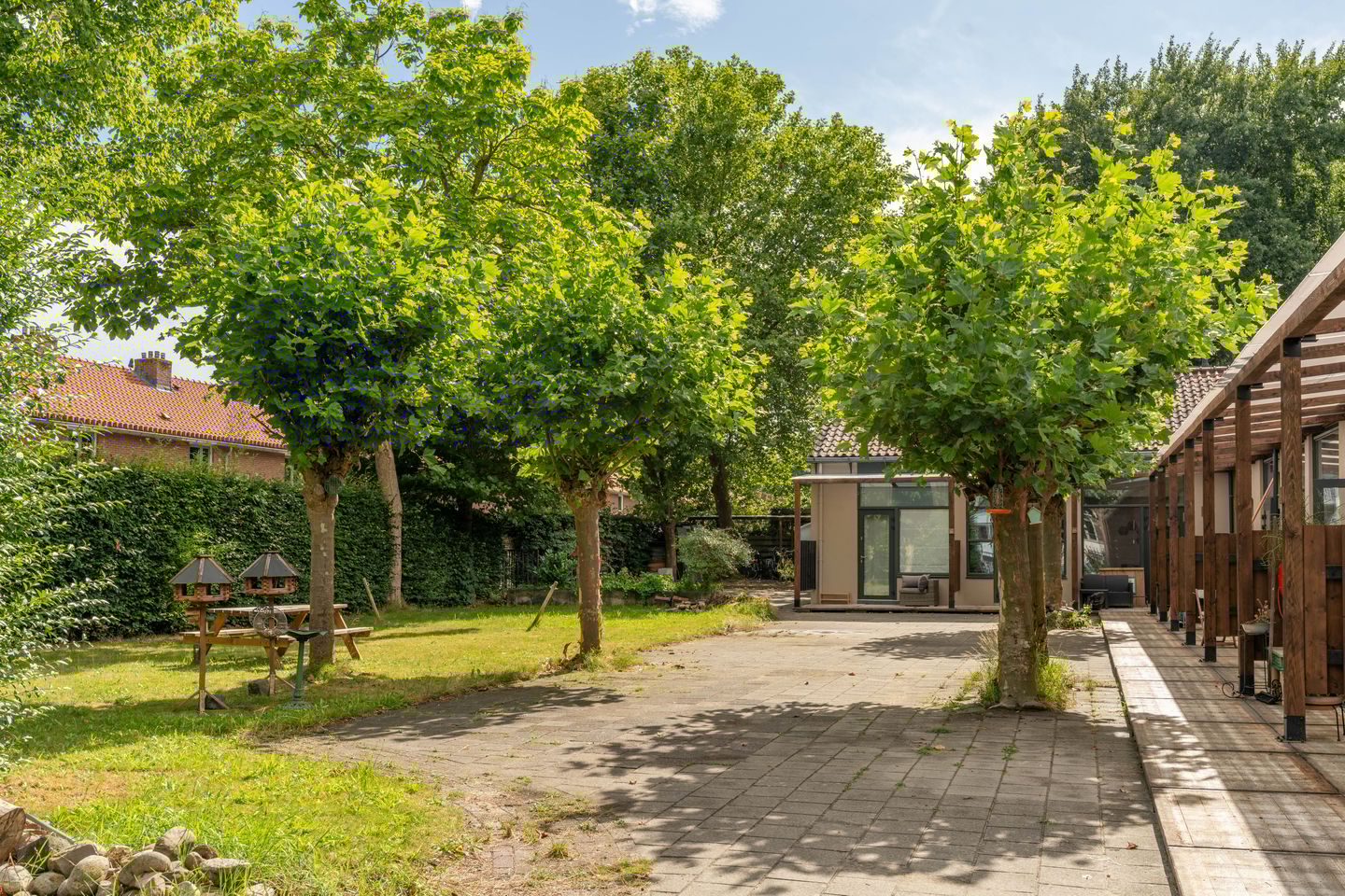 Foto 25 van Larixstraat 53