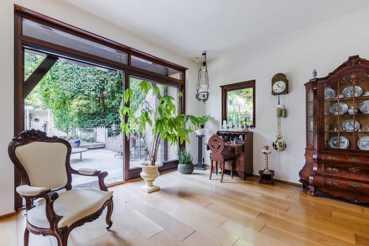 Foto 11 van Libel 12