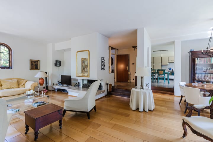 Foto 13 van Libel 12