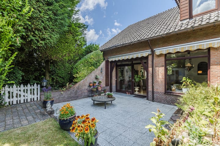 Foto 41 van Libel 12