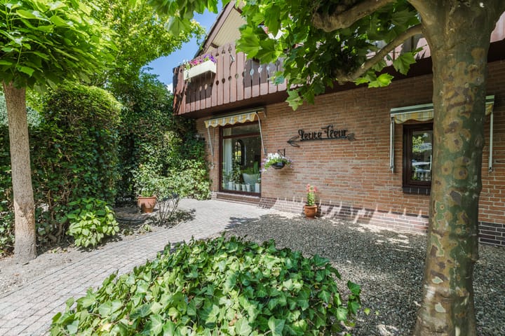 Foto 42 van Libel 12