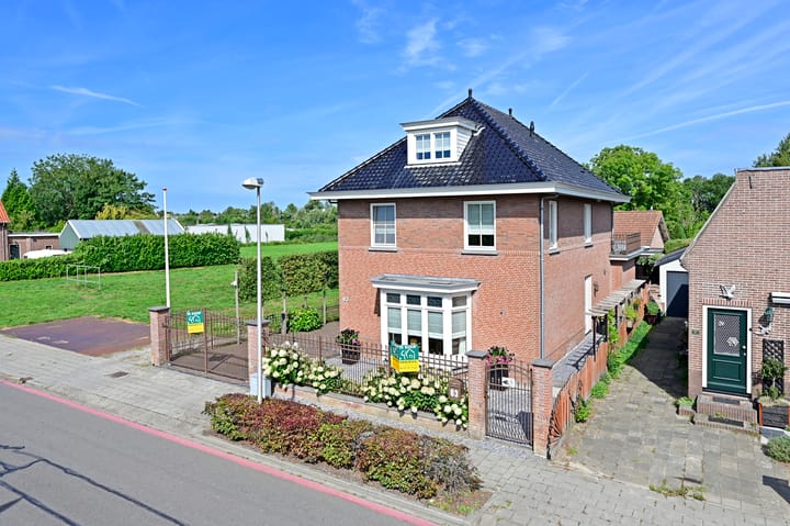 Foto 57 van Kerkweg 63