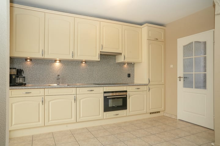 Foto 10 van Surinamestraat 2