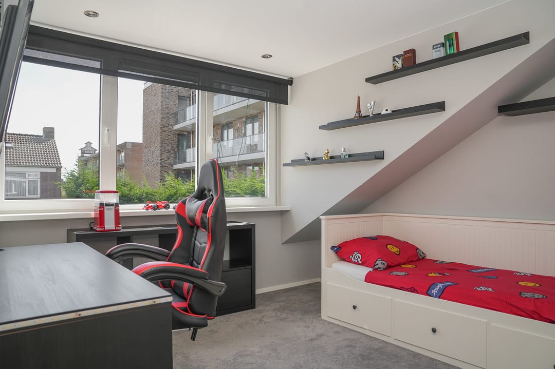 Foto 26 van Surinamestraat 2