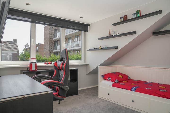 Foto 26 van Surinamestraat 2