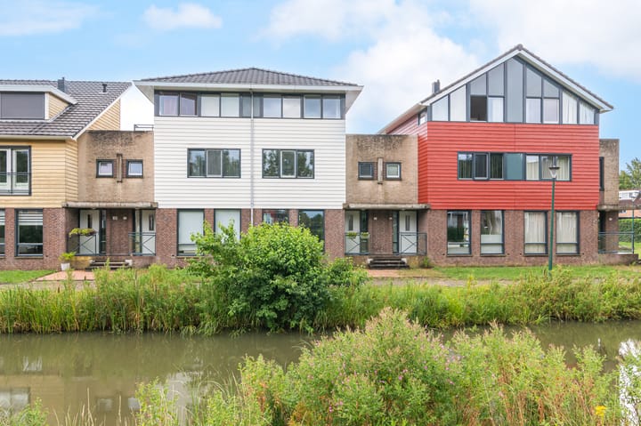 Photo 2 of Fonteinwater 81