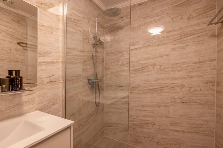 Foto 22 van Gevers Deynootweg 1262-B