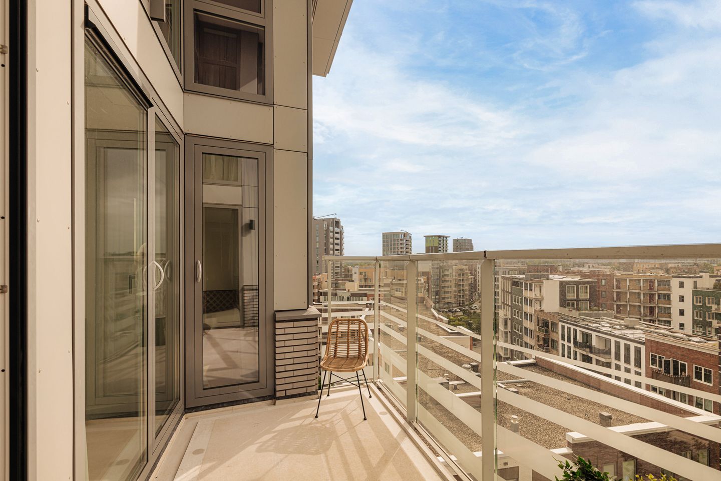 Foto 5 van Theo van Doesburghof 114