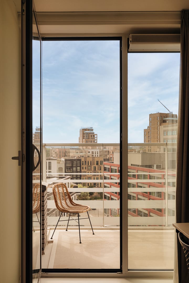 Foto 14 van Theo van Doesburghof 114